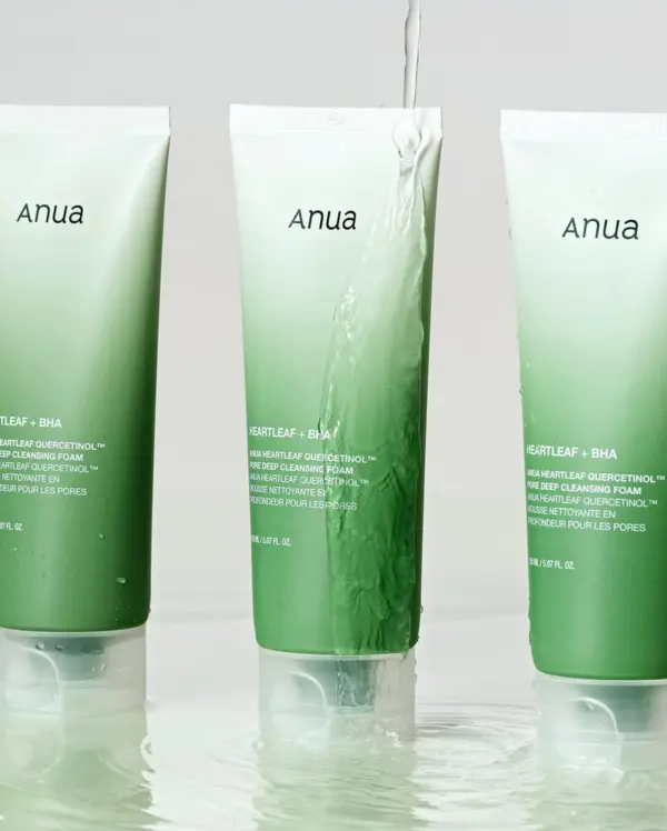 Anua heartleaf quercetinol pore deep cleansing foam3.webp