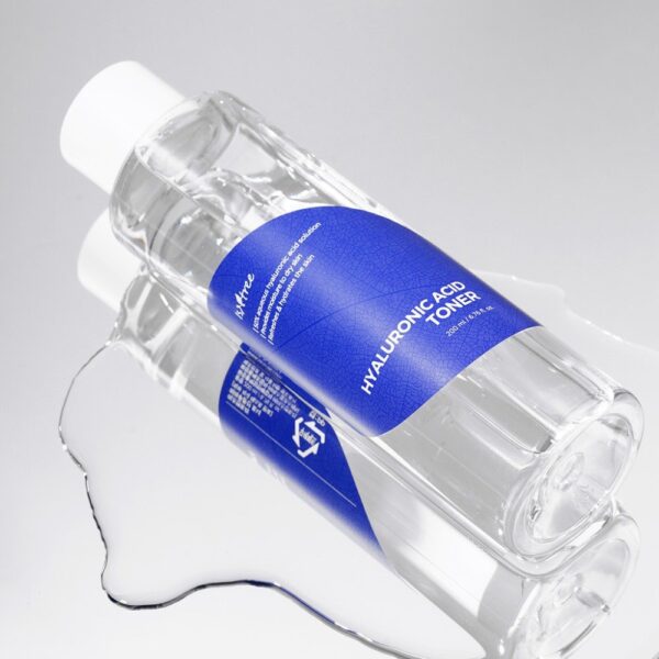 Isntree hyaluronic acid toner plus 4.jpg